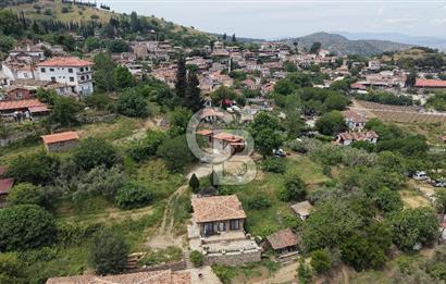 Selçuk Şirince Köy İçi Eşyalı Kiralık Taş Ev