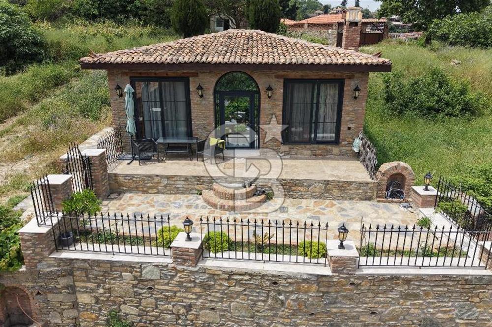 Selçuk Şirince Köy İçi Eşyalı Kiralık Taş Ev