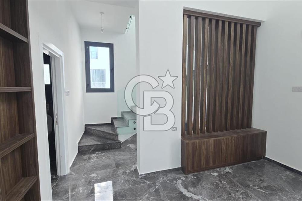 KKTC GİRNE ÇATALKÖYDE SATILIK DENİZ MANZARALI VİLLA
