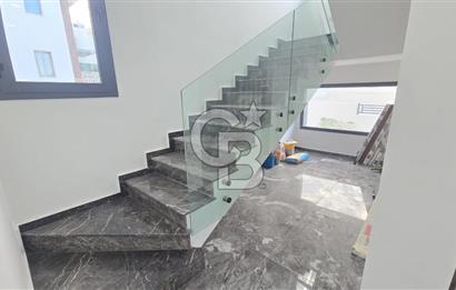 KKTC GİRNE ÇATALKÖYDE SATILIK DENİZ MANZARALI VİLLA