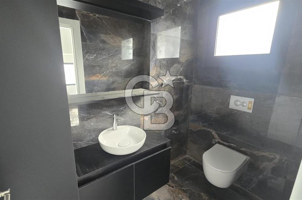 KKTC GİRNE ÇATALKÖYDE SATILIK DENİZ MANZARALI VİLLA