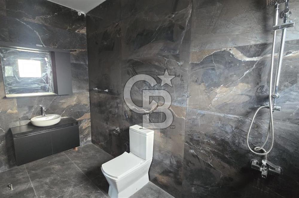 KKTC GİRNE ÇATALKÖYDE SATILIK DENİZ MANZARALI VİLLA