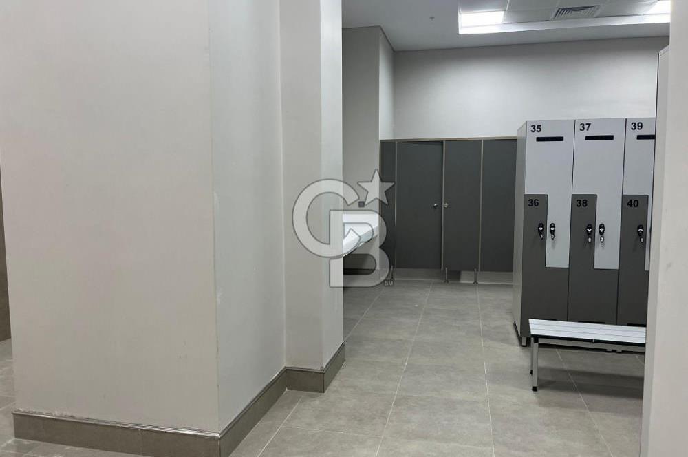 Ataşehir Modern'de Adalar Manzaralı Kiralık 3+1 Lüks Daire
