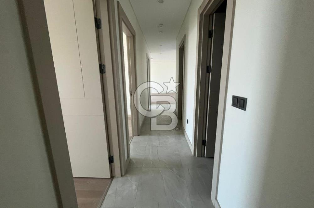 Ataşehir Modern'de Adalar Manzaralı Kiralık 3+1 Lüks Daire