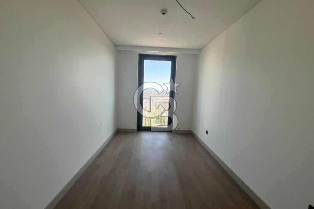Ataşehir Modern'de Adalar Manzaralı Kiralık 3+1 Lüks Daire