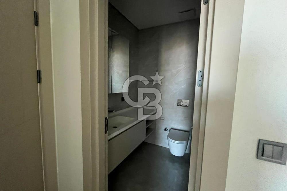 Ataşehir Modern'de Adalar Manzaralı Kiralık 3+1 Lüks Daire