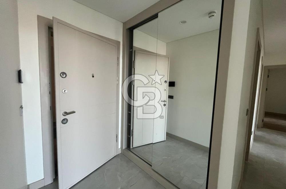Ataşehir Modern'de Adalar Manzaralı Kiralık 3+1 Lüks Daire