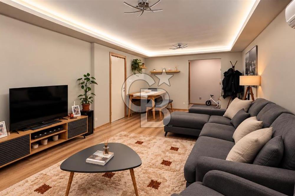 BORNOVA ATA DURAĞI YANINDA CADDE ÜSTÜ FULL TADİLATLI 3+1 SATILIK DAİRE