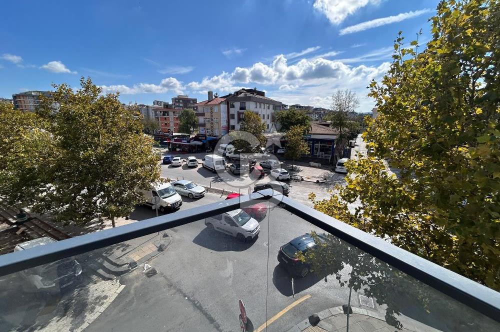 Sancaktepe de Atatürk Caddesine Cephe Kapalı Otopark Olan Daire