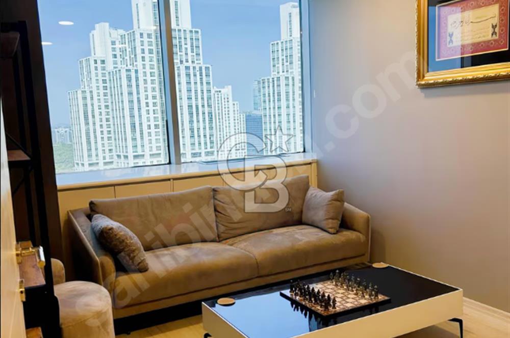 Maslak Beybi Giz plaza 250m2 full dekorasyonlu 14. Kat kiralık