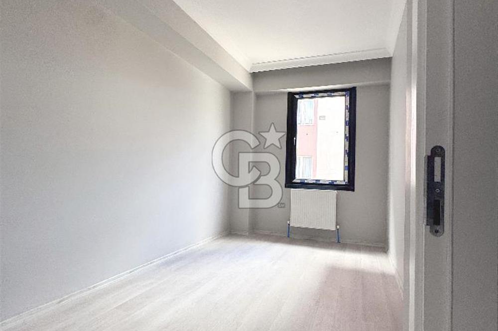 Ünalan'da Sıfır Binada Teraslı 3+2 Kiralık Geniş Dubleks Daire
