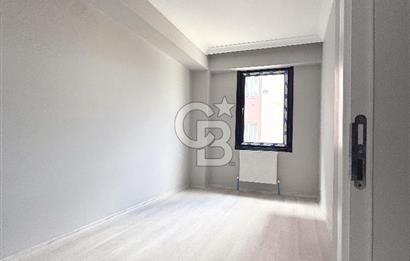 Ünalan'da Sıfır Binada Teraslı 3+2 Kiralık Geniş Dubleks Daire