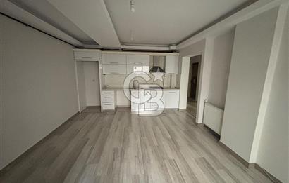 Bornova Kazımdirik'de Merkezi Konumda 70m² 2+1 Kiralık Daire