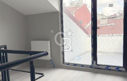 Ünalan'da Sıfır Binada Teraslı 3+2 Kiralık Geniş Dubleks Daire