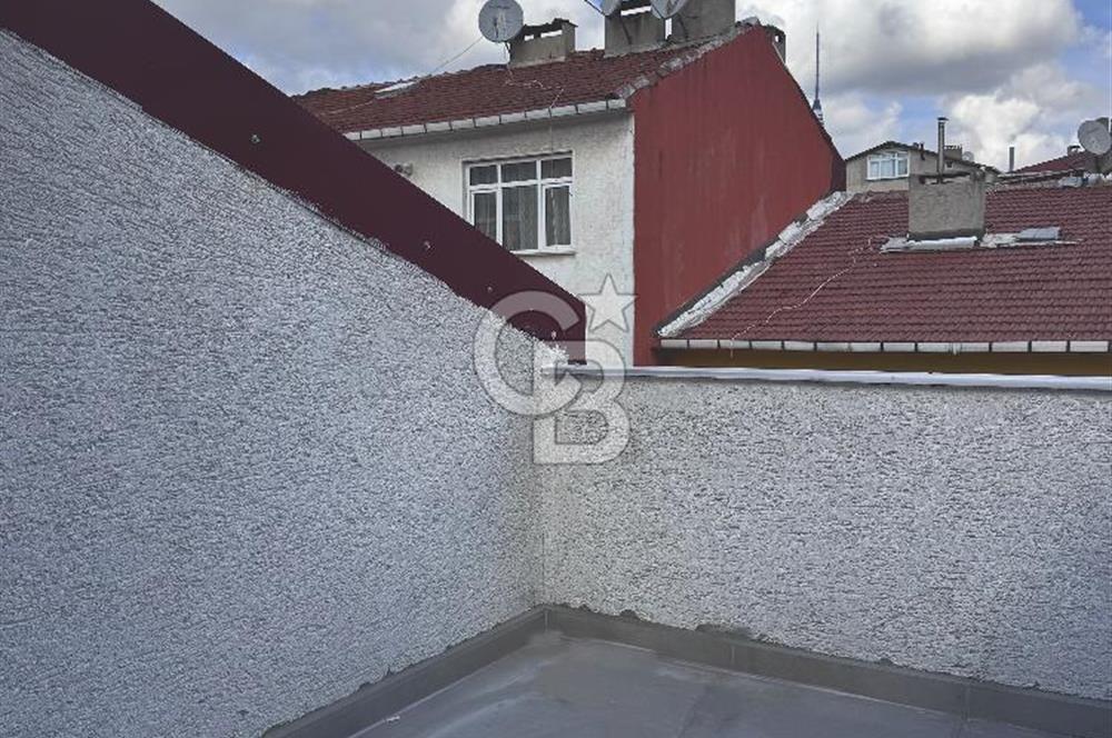 Ünalan'da Sıfır Binada Teraslı 3+2 Kiralık Geniş Dubleks Daire