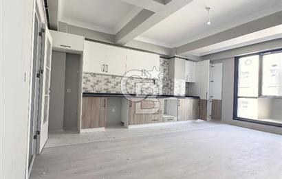 Ünalan'da Sıfır Binada Teraslı 3+2 Kiralık Geniş Dubleks Daire