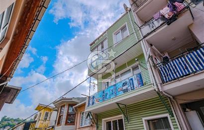 Sarıyer Merkez Teraslı ve Boğaz Manzaralı Satılık Komple Bina