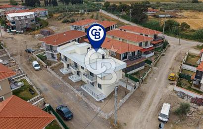 Foça Bağarası Kazım Dirik Mah. Satılık 1+1 Bahçe Katı Daire