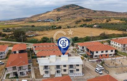 Foça Bağarası Kazım Dirik Mah. Satılık 1+1 Bahçe Katı Daire