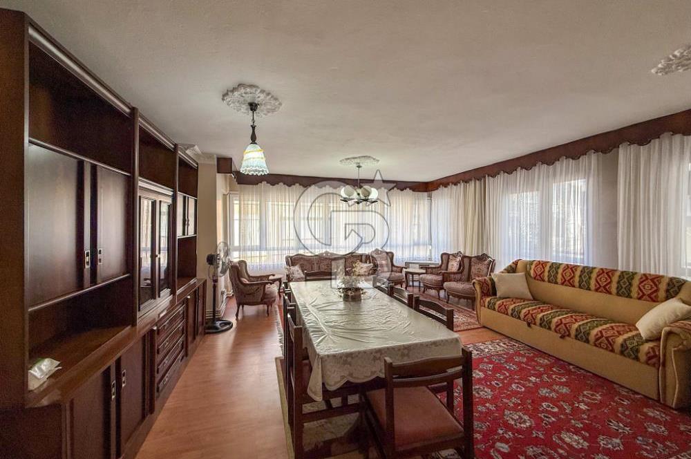 Bahçelievler'de 2+1 Arakat 130 M² Geniş Kiralık Daire