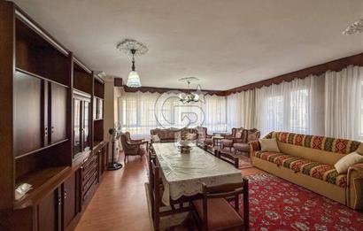 Bahçelievler'de 2+1 Arakat 130 M² Geniş Kiralık Daire