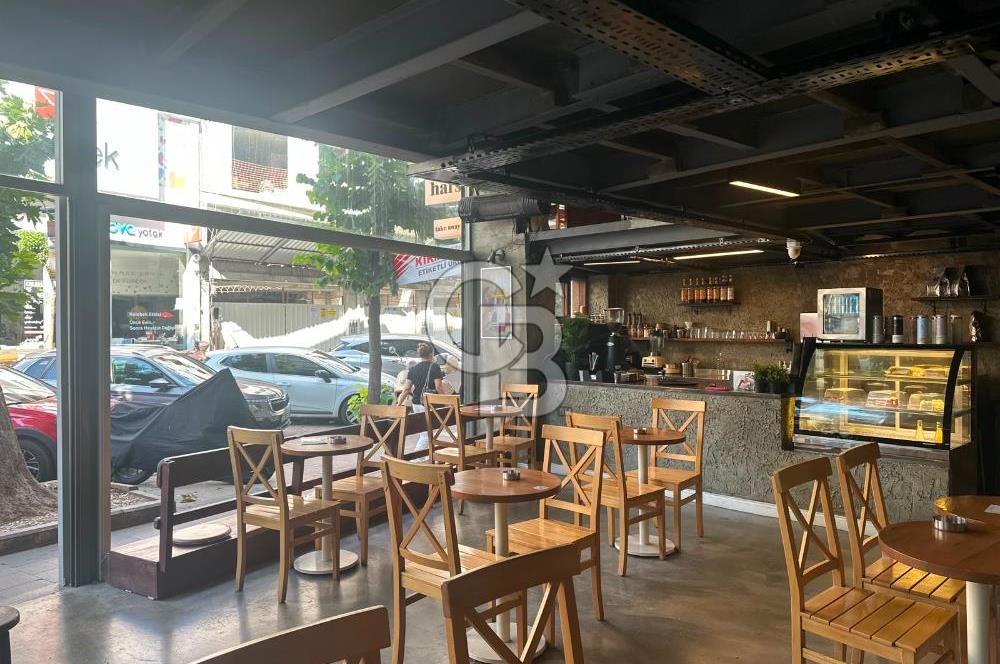 Beşiktaş Ihlamurdere Cad. Köşe Konum Devren Kiralık 3 Katlı Kafe