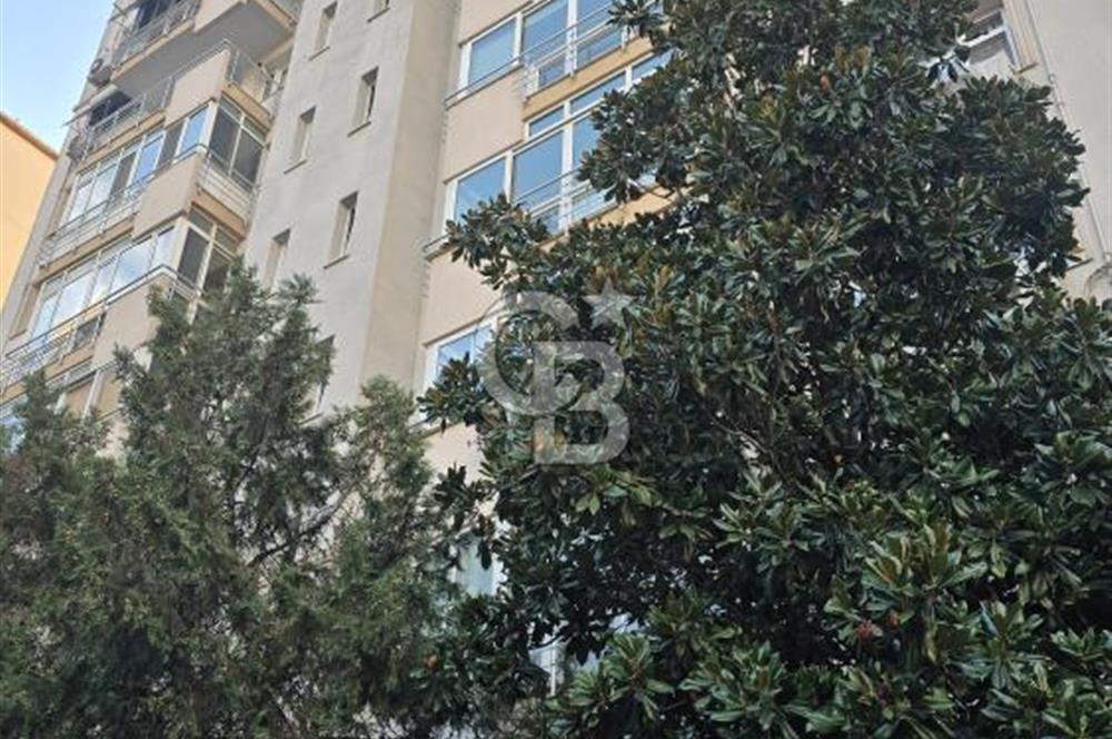 KOZYATAĞI BAYAR CADDESİ OYAK A SİTESİ FERAH VE KEYİFLİ 3+1 KİRALIK