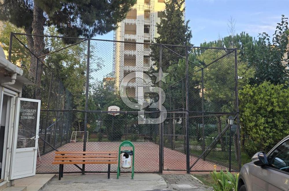 KOZYATAĞI BAYAR CADDESİ OYAK A SİTESİ FERAH VE KEYİFLİ 3+1 KİRALIK