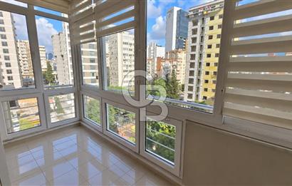 KOZYATAĞI BAYAR CADDESİ OYAK A SİTESİ FERAH VE KEYİFLİ 3+1 KİRALIK