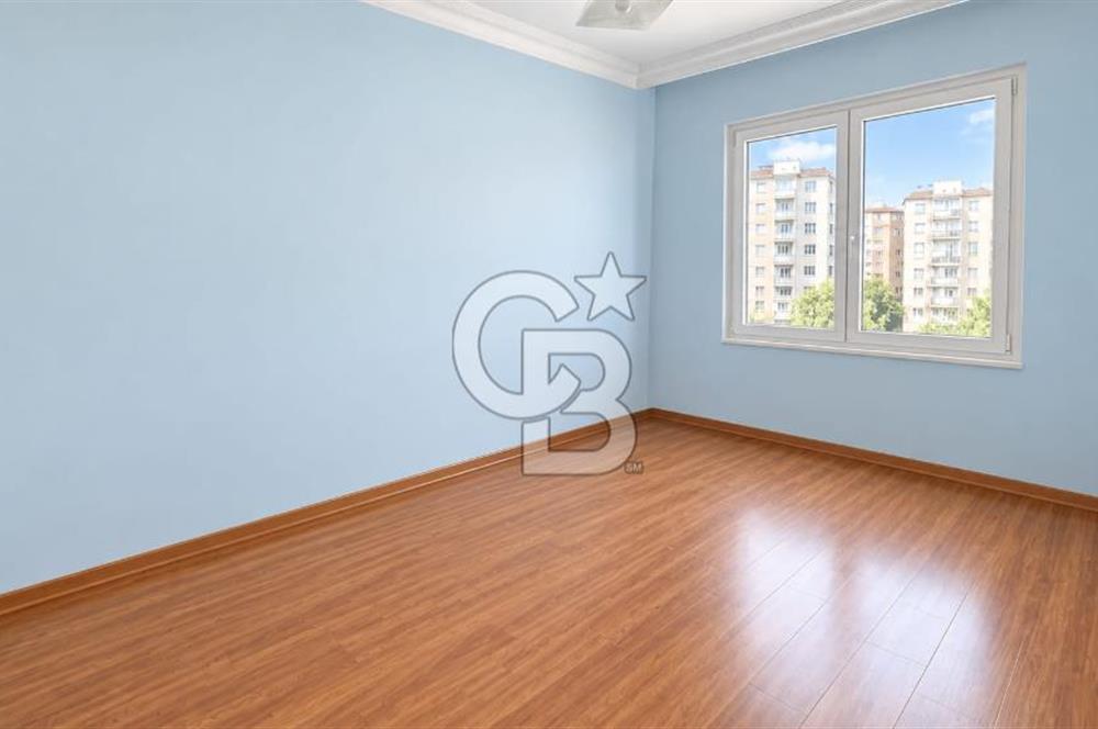 KOZYATAĞI BAYAR CADDESİ OYAK A SİTESİ FERAH VE KEYİFLİ 3+1 KİRALIK