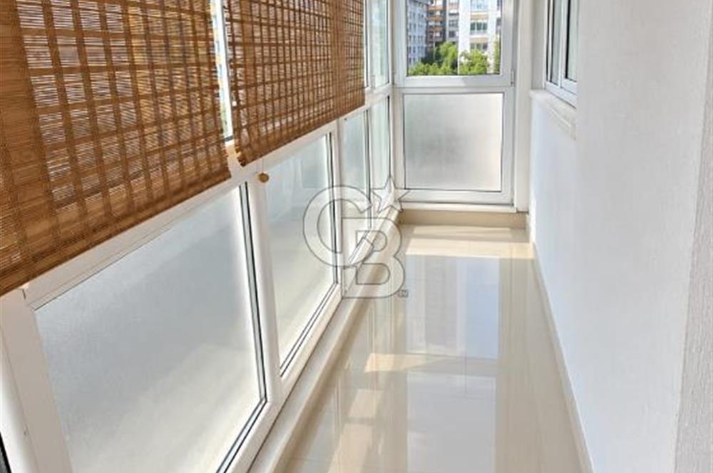 KOZYATAĞI BAYAR CADDESİ OYAK A SİTESİ FERAH VE KEYİFLİ 3+1 KİRALIK