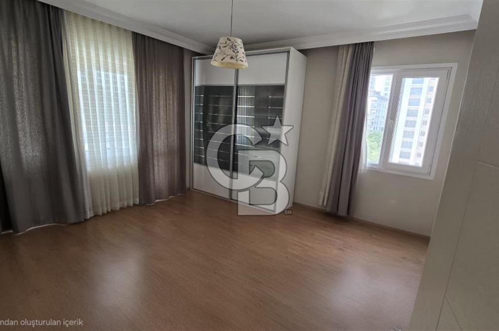 KOZYATAĞI BAYAR CADDESİ OYAK A SİTESİ FERAH VE KEYİFLİ 3+1 KİRALIK