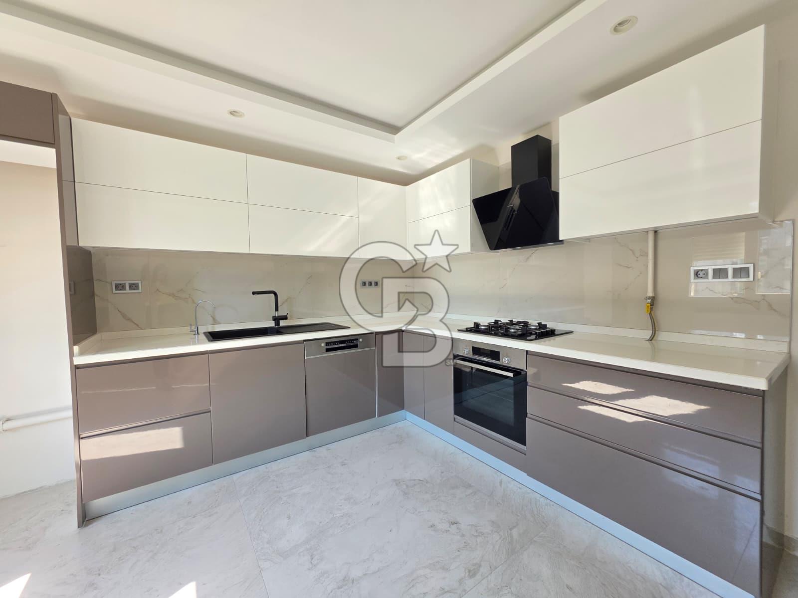 SİTE İÇİNDE PARK MANZARALI  MASRAFSIZ 3+1 SATILIK DAİRE
