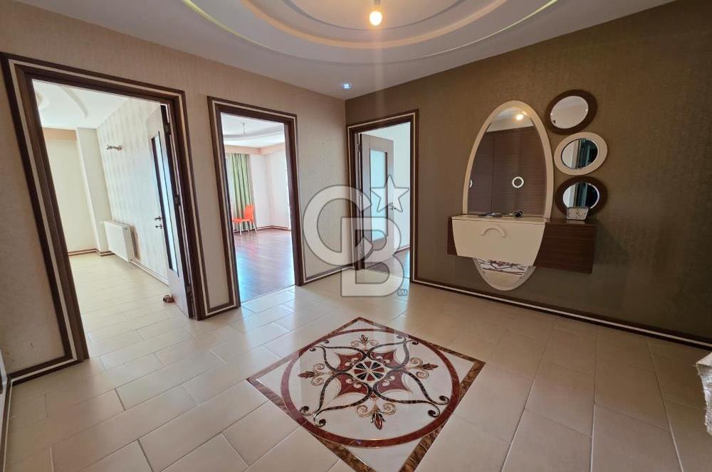 BULVAR ÜSTÜ  Satılık 4+1 Lüks Daire