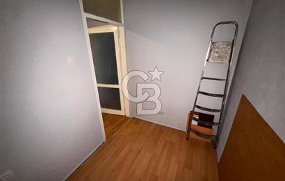ÜÇKUYULAR 2+1 90m2 KLİMALI BALKONLU MERKEZİ KONUMDA KİRALIK DAİRE