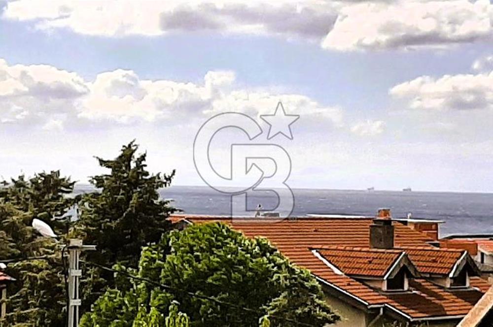 Silivri Altınorak'ta Yüzme Havuzlu Bahçeli Eşyalı Kiralık Villa