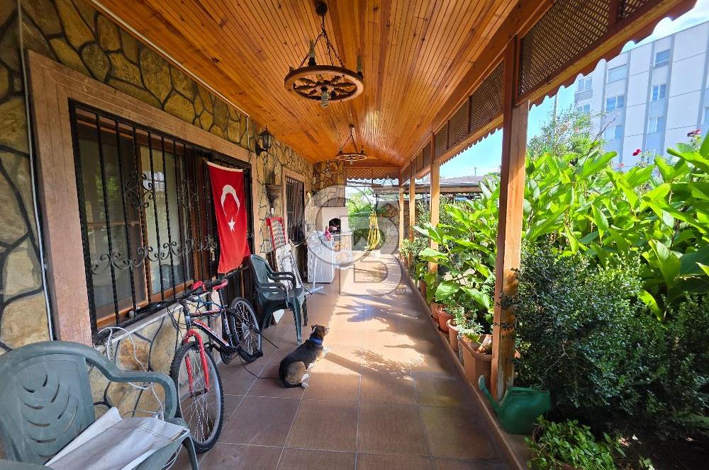 Atatürk Mah. Satılık Taş Kaplama Garaj Tam Müstakil Ev