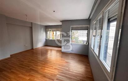 ÜÇKUYULAR 2+1 90m2 KLİMALI BALKONLU MERKEZİ KONUMDA KİRALIK DAİRE