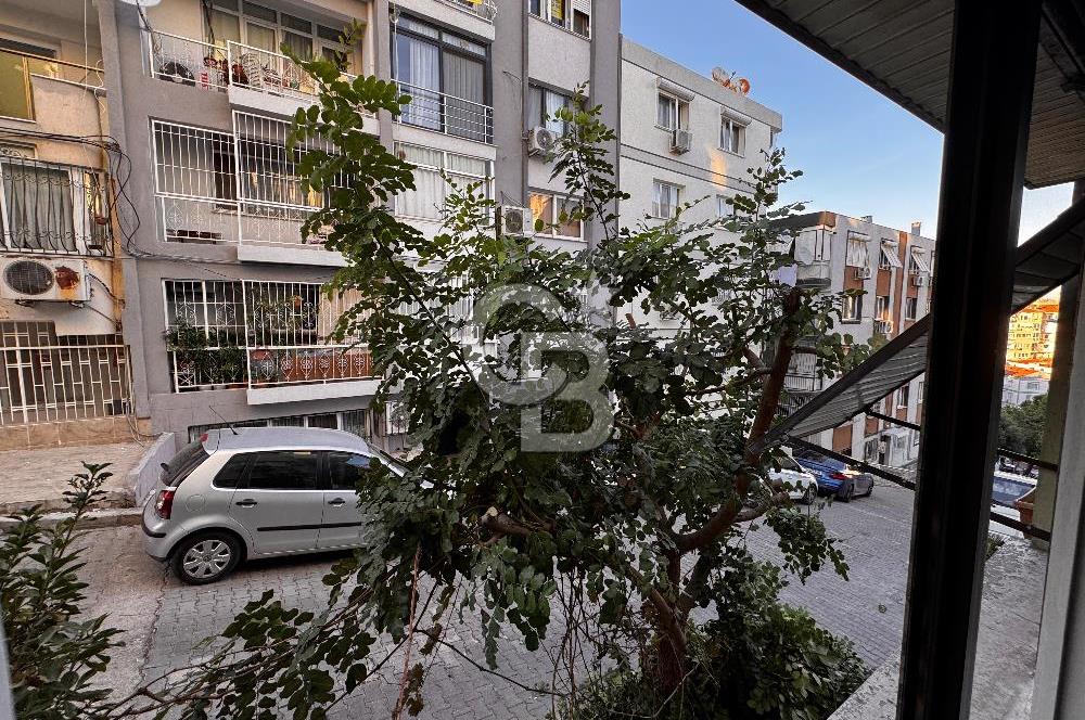 ÜÇKUYULAR 2+1 90m2 KLİMALI BALKONLU MERKEZİ KONUMDA KİRALIK DAİRE