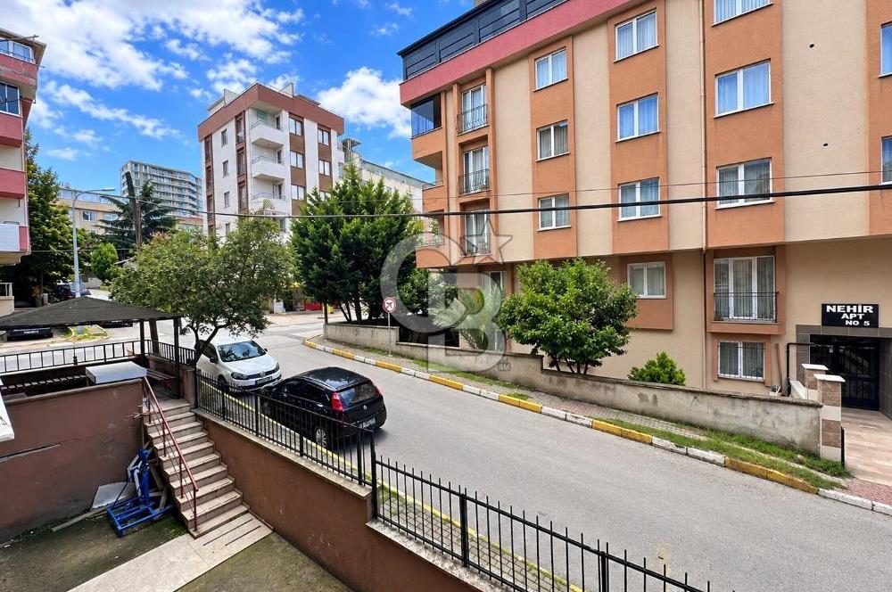 Pendik Ahmet Yesevi' de çok temiz ve Eşyalı 3+1 Satılık Daire