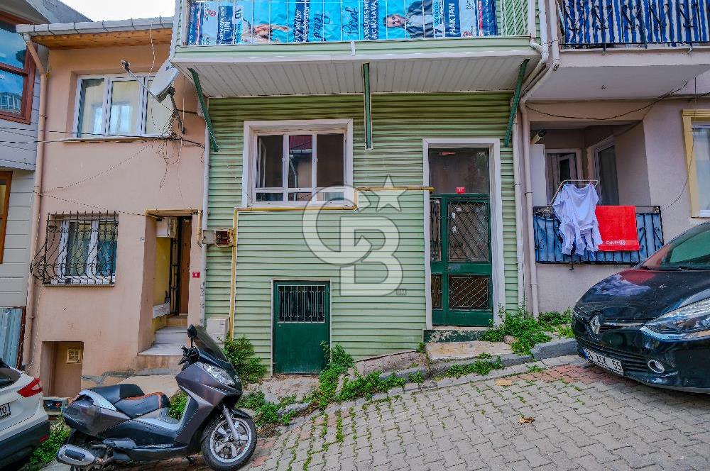 Sarıyer Merkez Teraslı ve Boğaz Manzaralı Satılık Komple Bina