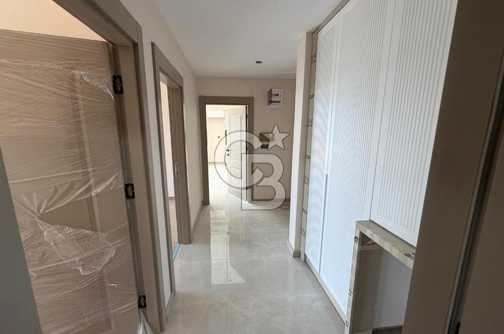 Antalya Finike'de Deniz & Havuz Manzaralı Satılık 2+1 Lüks Daire
