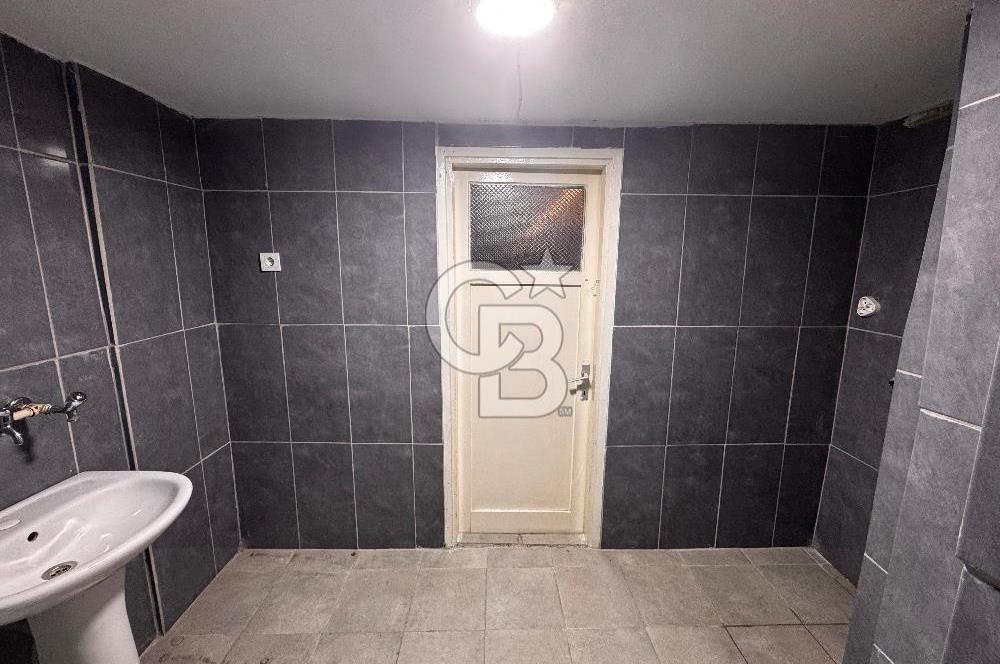 ÜÇKUYULAR 2+1 90m2 KLİMALI BALKONLU MERKEZİ KONUMDA KİRALIK DAİRE