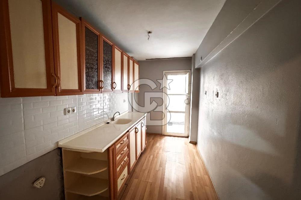 ÜÇKUYULAR 2+1 90m2 KLİMALI BALKONLU MERKEZİ KONUMDA KİRALIK DAİRE