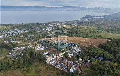 SAPANCA / UZUNKUM'DA FAAL BUNGALOV İŞLETMESİ DEVREN KİRALIK