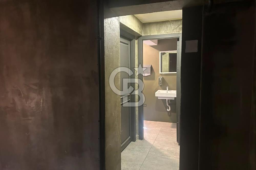 Beşiktaş Ihlamurdere Cad. Köşe Konum Devren Kiralık 3 Katlı Kafe