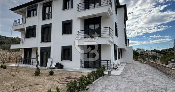 Aydın Didim Ak-Yeniköy’de, Site İçerisinde 1+1 Satılık Daire - 376731