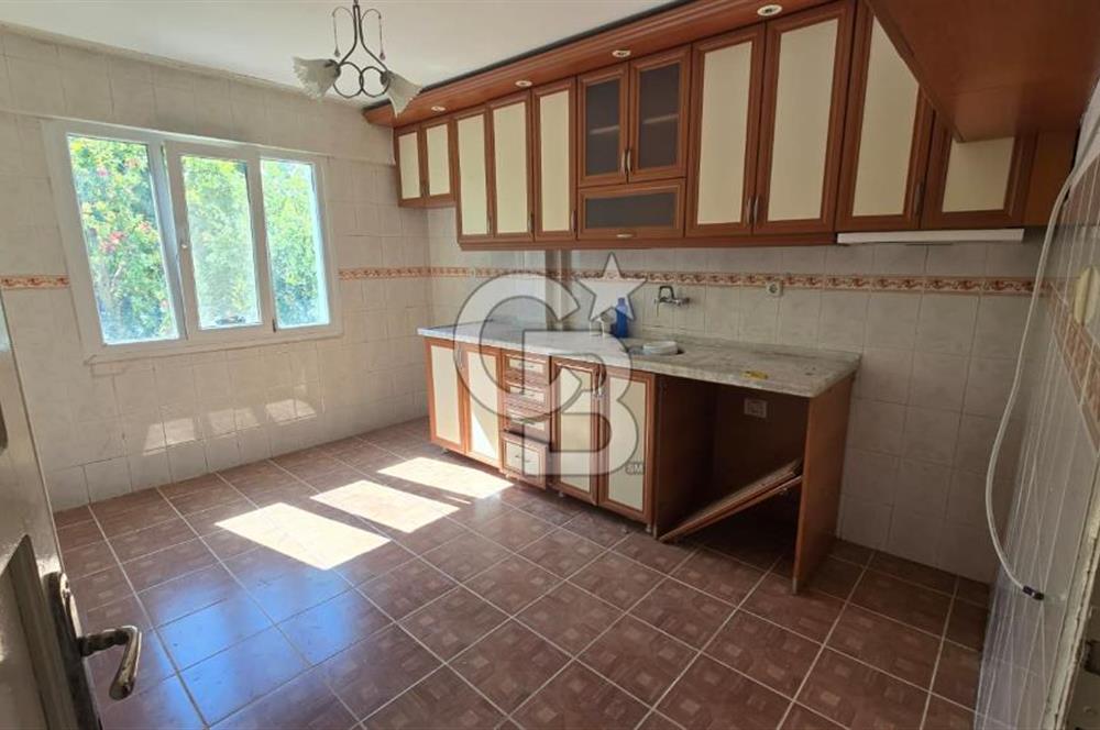 Örnekkent'te 2+1 Zemin Kat Bahçeli Kiralık Daire