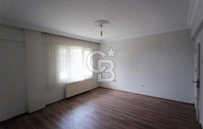 ACIBADEM METROBÜSE YAKIN 2+1 KİRALIK DAİRE