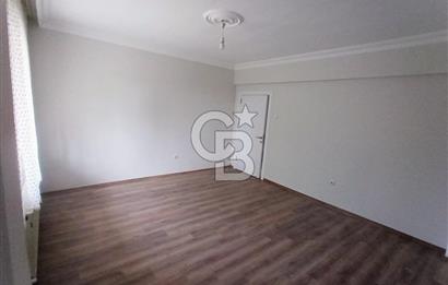 ACIBADEM METROBÜSE YAKIN 2+1 KİRALIK DAİRE